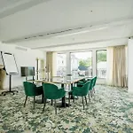 Hotel Abbaye De Villeneuve