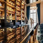 Abbaye De Villeneuve Hotel