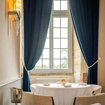 Abbaye De Villeneuve מלון Les Sorinières