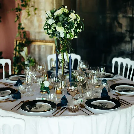 Abbaye De Villeneuve