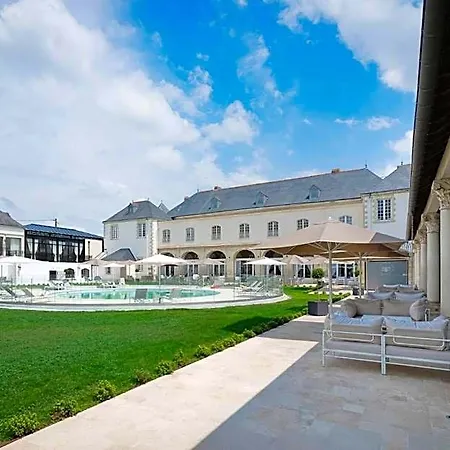 L'abbaye De Villeneuve 4* Les Sorinières