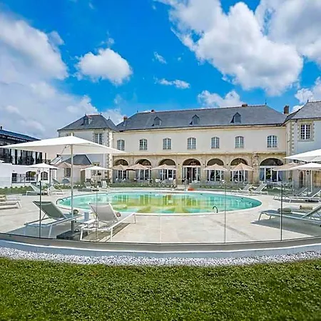 Hotel L'abbaye De Villeneuve 4*