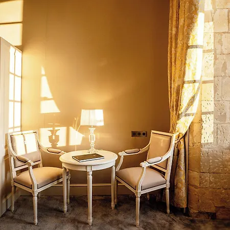 Abbaye De Villeneuve Hotel 4*