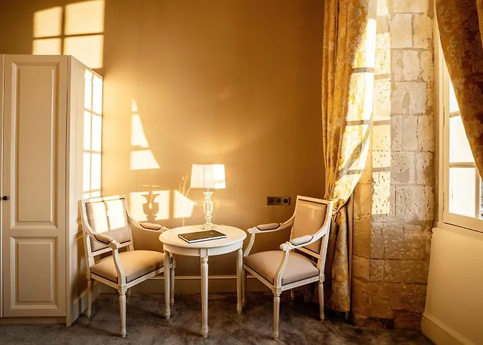 Abbaye De Villeneuve 4* Les Sorinieres